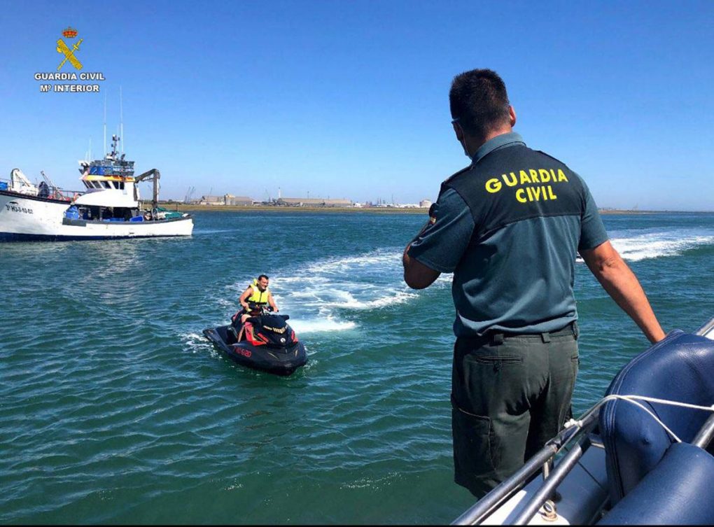 La Guardia Civil inicia la campaña de control de embarcaciones recreativas y motos náuticas