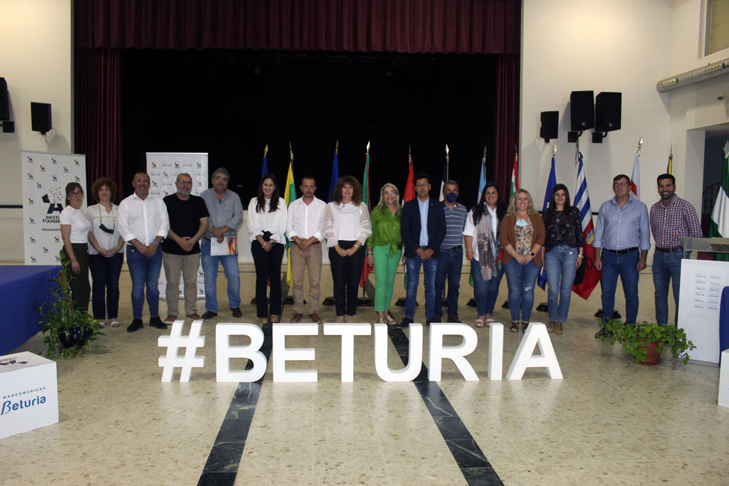 Cartaya se incorpora a la Mancomunidad de Municipios Beturia con la toma de posesión de sus cargos en el pleno de la entidad